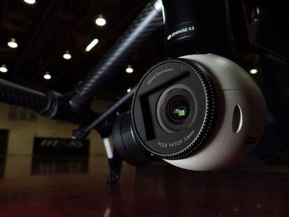La Universidad de Stanford crea una cámara 4D para drones y coches autónomos