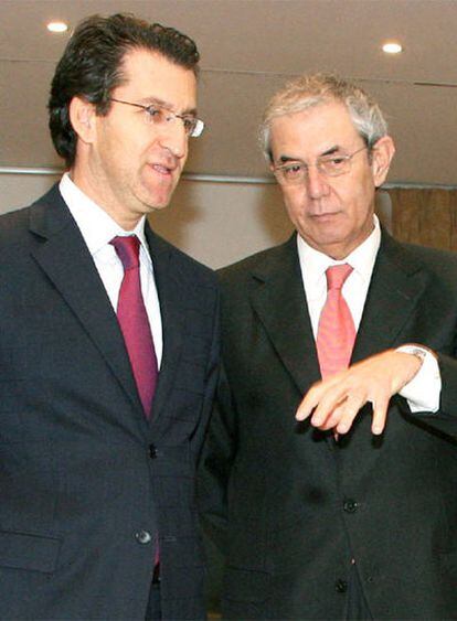Núñez Feijoo y Touriño charlan en Monte Pío.