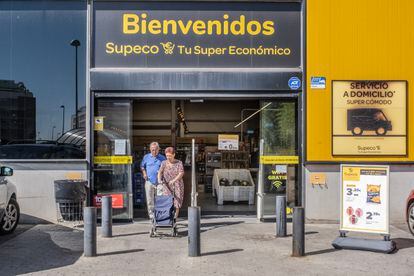Un supermercado de Supeco en Villaverde.
David Expósito