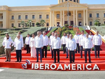 Foto de familia de los mandatarios y asistentes a la XXVIII Cumbre Iberoamericana de República Dominicana, el pasado mes de marzo.