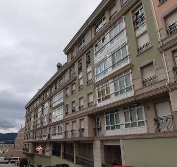 Edificio de Foz en el que vivían Minaene F. y su hijo.