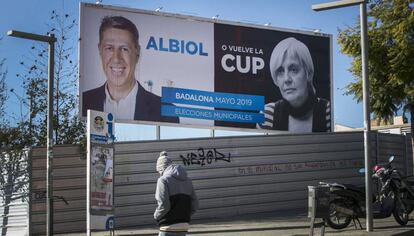 Cartell de la precampanya del PP a Badalona.