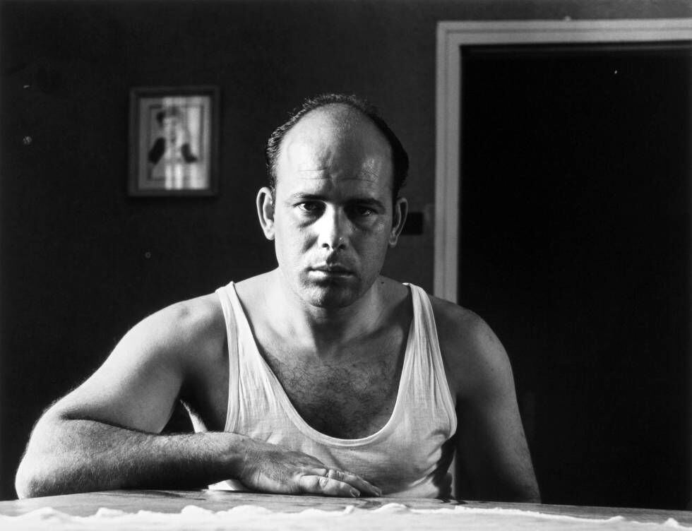 'Autorretrato en camiseta' (Madrid, 1960).