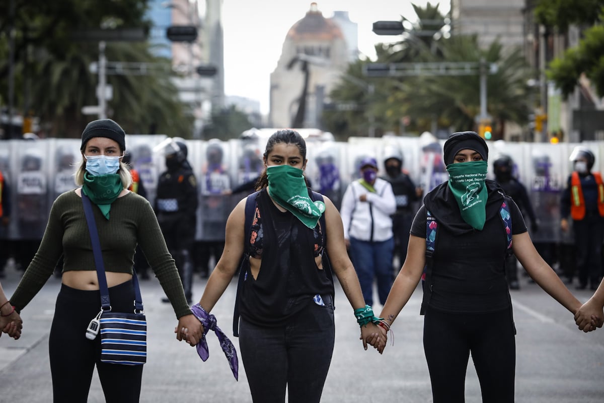 El Ejército mexicano ve a las feministas como enemigas del Estado” | EL  PAÍS México