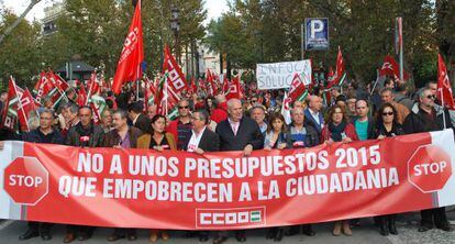 Cabeza de la manifestaci&oacute;n de CC OO contra los Presupuestos de 2015.