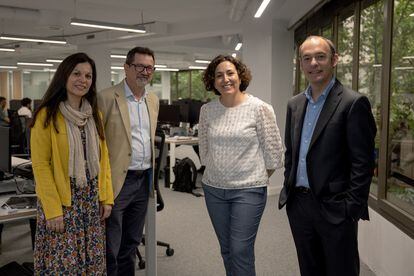 The researcher from the Clinic-IDIBAPS Maria Vidal;  the head of Oncology at ICO l'Hospitalet, Miguel Gil;  the head of the Vall d'Hebron-VHIO Breast Cancer Unit, Cristina Saura;  and the head of Translational Genomics and Tumor Therapies at IDIBAPS, Aleix Prat, participants in the DESTINY-Breast04 trial