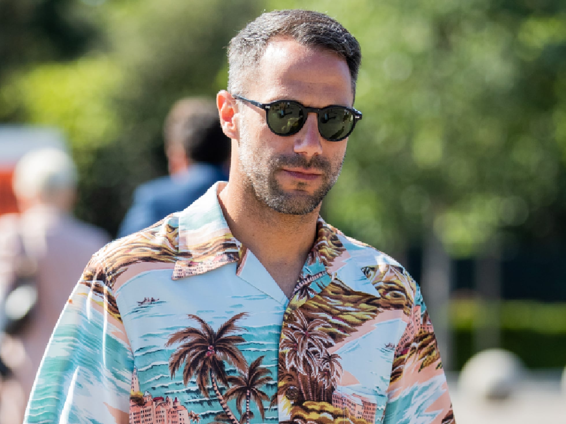 Alcalde Las bacterias Espera un minuto Seis camisas hawaianas para los amantes de los estampados veraniegos |  Escaparate | EL PAÍS