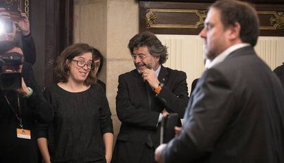 Oriol Junqueras presenta los presupuestos frente a la diputada de la CUP Eulàlia Reguant.