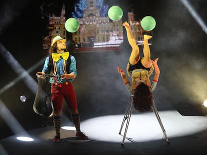 Presentación del programa navideño del Circo Price.