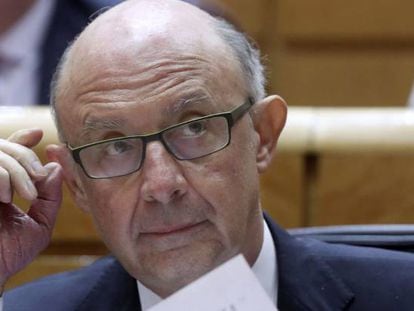 El ministro de Hacienda, Cristóbal Montoro, en una reciente comparecencia en el Senado.