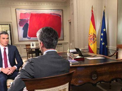 El presidente del Gobierno, Pedro Sánchez, este lunes en una entrevista para TVE.