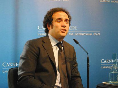 Amr Hamzawy en una conferencia en el think tank Carnegie Endowment for International Peace, en Washington