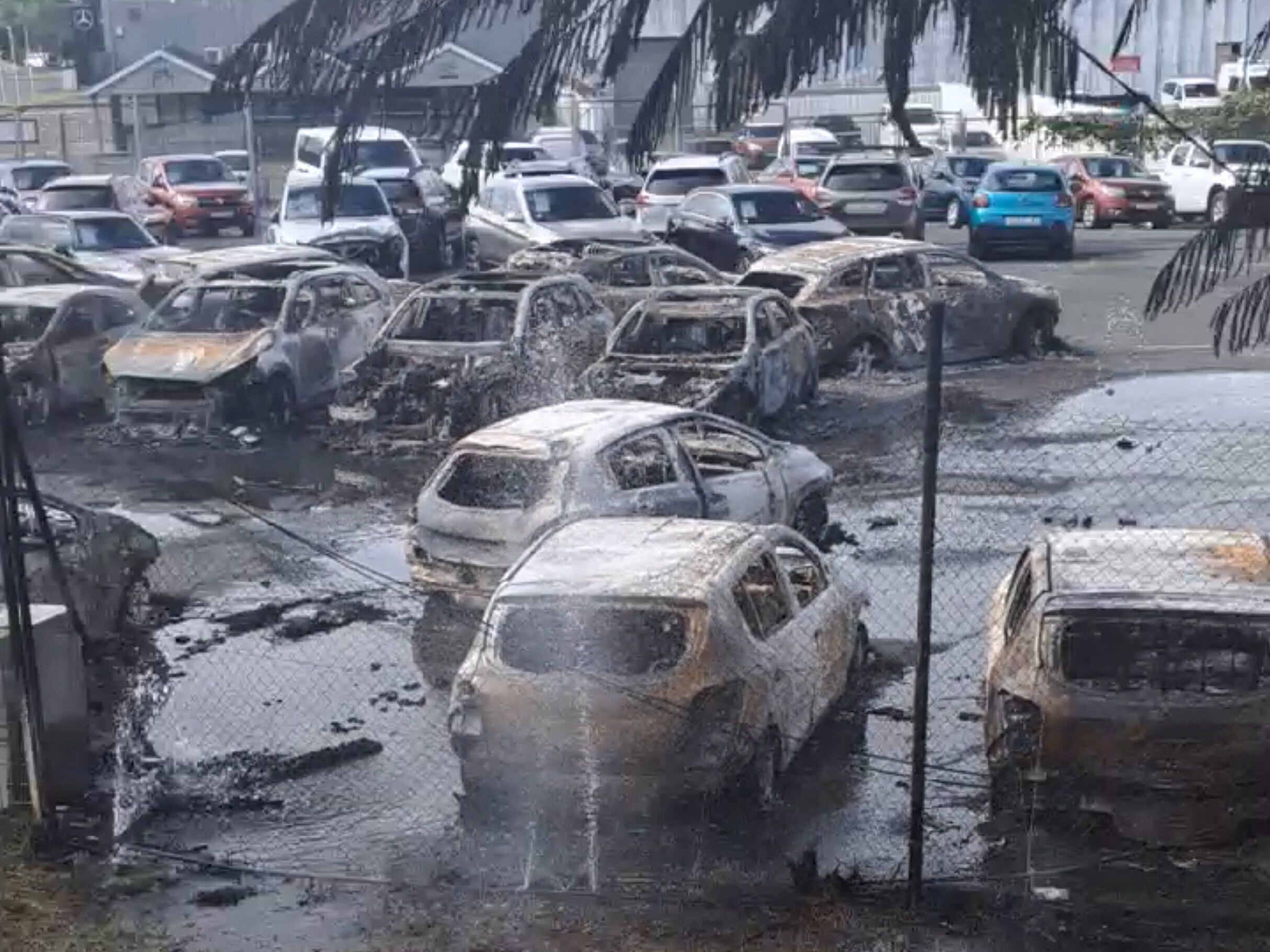 Graves disturbios en el archipiélago francés de Nueva Caledonia en protesta por una reforma constitucional