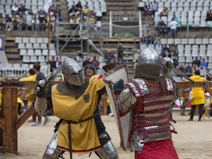 La Monumental de Barcelona acull el campionat del món de lluita de l'edat mitjana.