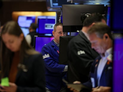 Operadores en la Bolsa de Nueva York