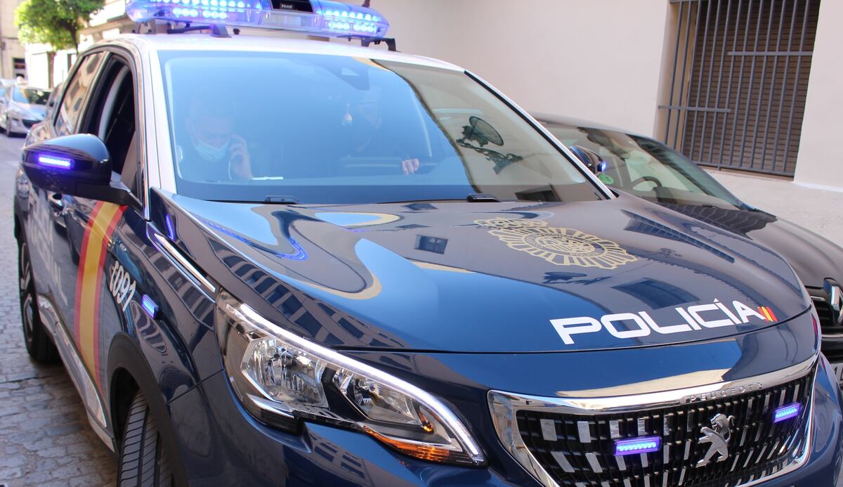 Detenido un hombre tras acuchillar a su pareja y dejarla herida de gravedad en Valencia |  Compañía