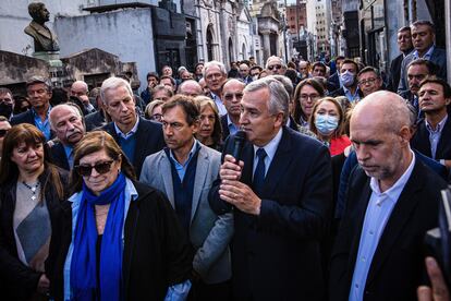 El dirigente de la UCR Gerardo Morales durante un homenaje a Raúl Alfonsín en la Recoleta, el 30 de octubre de 2022 en Buenos Aires.