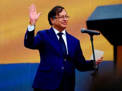 Gustavo Petro toma posesión como presidente de Colombia, en Bogotá, el 7 de agosto de 2022.