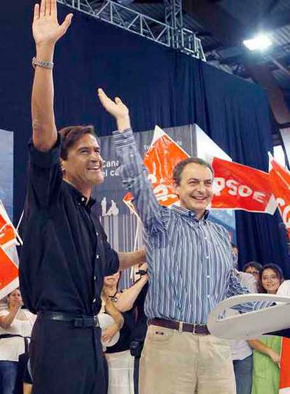 Rodríguez Zapatero, con el candidato canario López Aguilar.