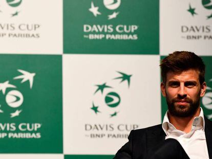 Piqué, en un acto de la nueva Davis que también liderará.