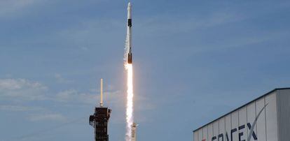 Lanzamiento del Falcon 9 en Cabo Cañaveral (Florida, EE UU)