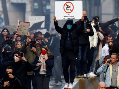 Las manifestaciones contra las medidas anticovid en Europa, en imágenes