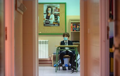Primer día de clase, hoy, en el colegio Alto Cidacos de Arnedillo, en La Rioja.
