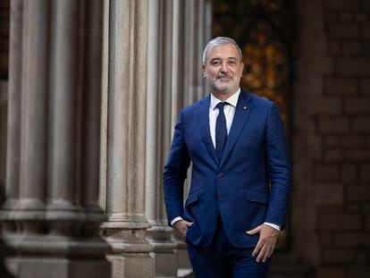 El nuevo alcalde de Barcelona, Jaume Collboni, en el Ayuntamiento de Barcelona.