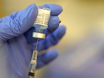 Pfizer se ha comprometido a suministrar hasta 40 millones de dosis de su vacuna este año a Covax para garantizar inmunizaciones asequibles a 92 países pobres y de ingresos medios.
