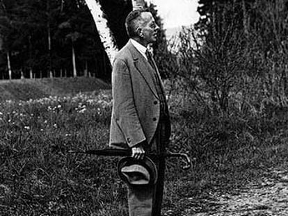 El escritor suizo Robert Walser (1878-1956), en una imagen de 1939.