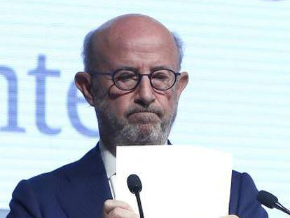 Emilio Saracho, expresidente del Banco Popular, en abril en una junta