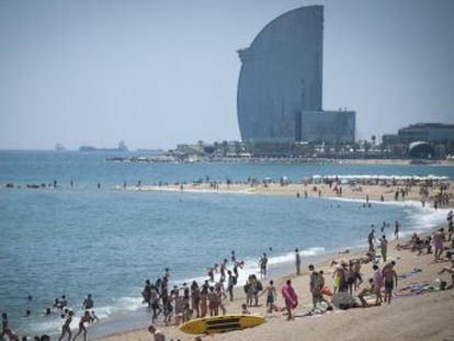La temporada turística prevé colgar el cartel de lleno, pero la competencia de otros destinos obliga a replantearse el modelo de la industria