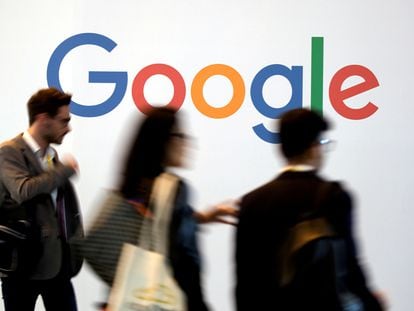 Logotipo de Google en la conferencia Viva Tech celebrada en París, en 2018.