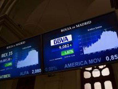 Vista de un panel de la Bolsa de Madrid.