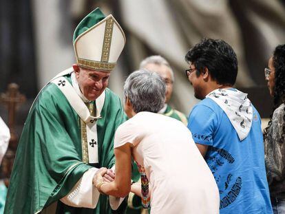 El papa Francisco en la misa de clausura del Sínodo de la Amazonia el pasdo domingo. 