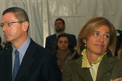 Alberto Ruiz-Gallardón y Ana Botella durante un acto público en 2007.