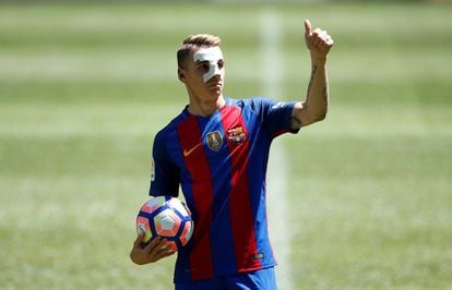 El lateral izquierdo francés Lucas Digne llega al Barcelona por aproximadamente 20 millones de euros. Su pase pertenecía al PSG pero jugó cedido la temporada pasada en la Roma, donde fue titular en 40 de 47 partidos disputados.