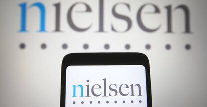 Logo de la firma de medición de audiencias Nielsen.