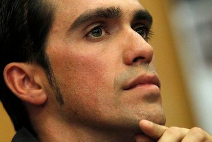 07 de Febrero, Pinto, Madrid. Rueda de prensa de Contador con motivo de la suspensión por dos años que le ha sido impuesta por dopaje
