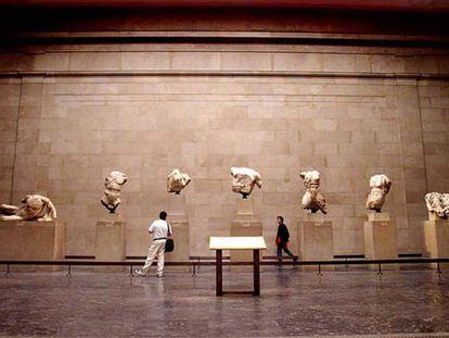 Esculturas del friso del Partenón en el British Museum, en una imagen del año 2000.