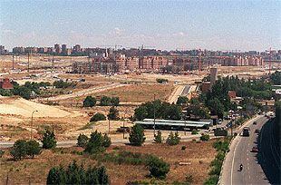 Terrenos del futuro barrio de Sanchinarro, al norte de Madrid, esta semana.