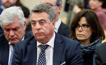 Jos&eacute; Ram&oacute;n Blanco, asesor de Francisco Correa; Enrique Tom&aacute;s, due&ntilde;o del Grupo Enrique Ortiz e Hijos, y Yolanda Garc&iacute;a, extesorera del PP de la Comunidad Valenciana durante el juicio del caso G&uuml;rtel.