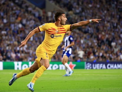 Ferrán Torres celebrando su tanto frente al Oporto.