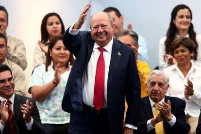 Carlos Romero Deschamps en 2018, durante el 80 aniversario de la expropiación petrolera, poco antes de su salida. 