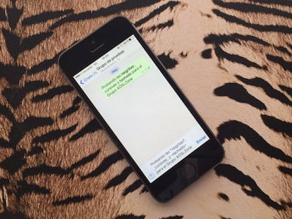 Cómo escribir en negrita, cursiva o tachado en WhatsApp para iPhone