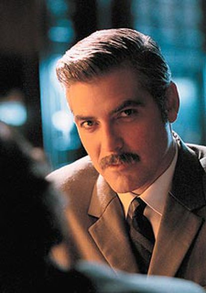 George Clooney, en <i>Confesiones de una mente peligrosa.</i>