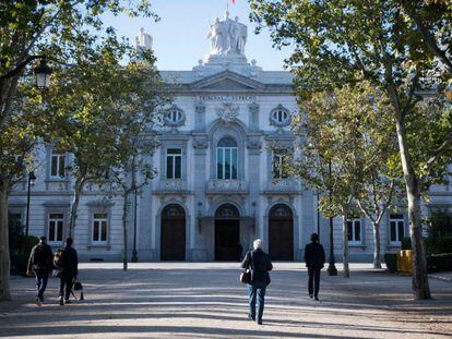 Façana principal de la seu del Tribunal Suprem, a Madrid.