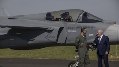 Luiz Inacio Lula da Silva, durante la inauguración de la línea de producción del cazabombardero Gripen E en Brasil, el 9 de mayo de 2023.