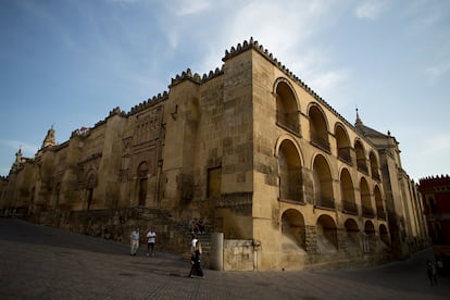 Exterior de la mezquita de Córdoba, uno de los edificios inmatriculados por los obispos españoles.