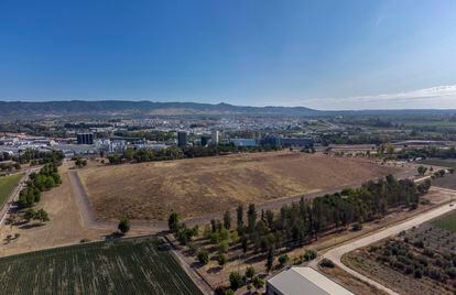 Vista aérea del árido entierro de la antigua fábrica de uranio de Andújar, Jaén. 